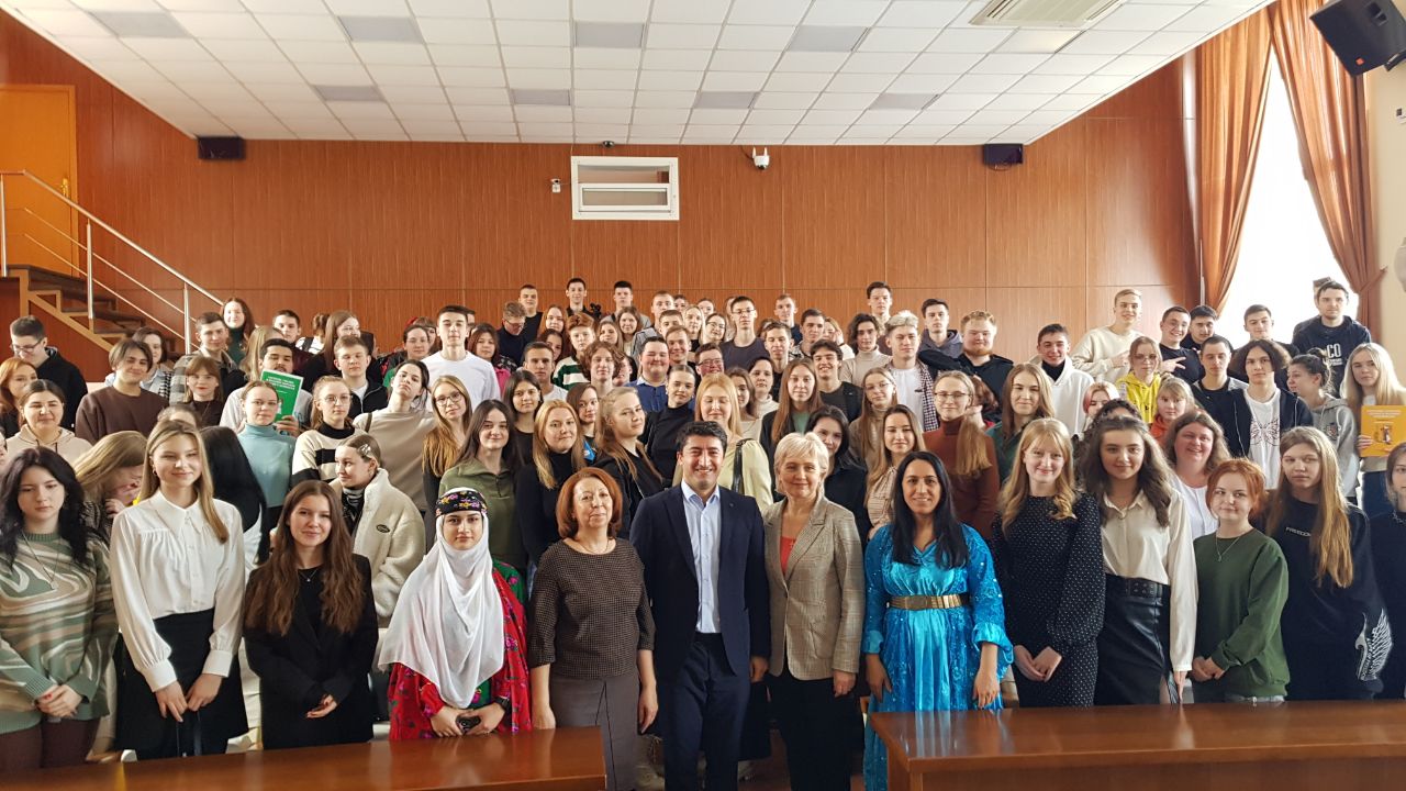 В ВлГУ прошел семинар "Курдские традиции и современность"